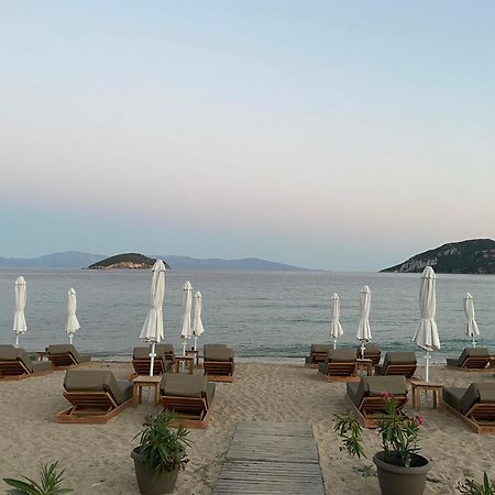 Steleni Seaside Apartments Nea Iraklitsa Exterior photo