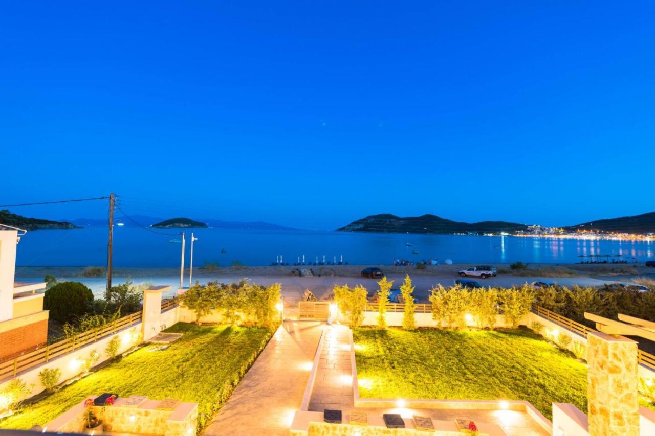 Steleni Seaside Apartments Nea Iraklitsa Exterior photo